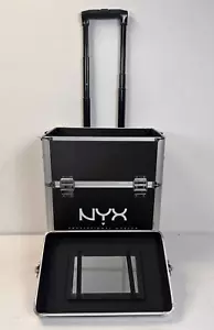 Estuche de tren para maquillador profesional NYX con asa/ruedas 2 niveles - Imagen 1 de 10