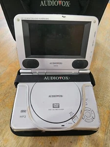 Audiovox VBP58 Portable DVD Player (5") with bag/charger/battery pack - Picture 1 of 1