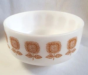 Federal Milk Glass Bowl Sunflower Autumn Fall White Brown Heat Proof 2.5 Quart - Picture 1 of 4