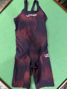 Finis Woman’s Swim HydroX Closed Back Navy Technical Racing Suit 28 - Bild 1 von 8