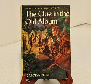 Nancy Drew Der Hinweis im alten Album Carolyn Keene 1947 extra guter Zustand. - Bild 1 von 6