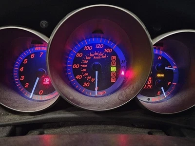 Cuadro de instrumentos velocímetro Mazda3 2007 2008 2,3 L transmisión automática Foto 1 de 4