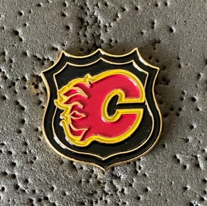 Calgary Flames NHL Hockey Pin - Foto 1 di 2