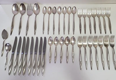 Reed & Barton Elite Silverplate Nostalgia 1963 Pattern - Vintage 40 pieces - Image 1 of 4