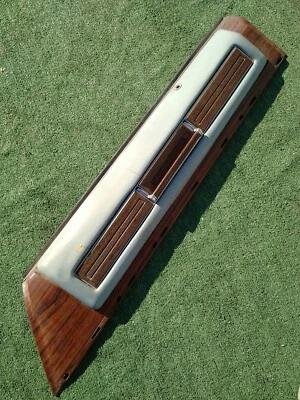 1976 76 Cadillac COUPE ELDORADO RIGHT UPPER DOOR PANEL & PULL HANDLE   OEM - Image 1 of 4