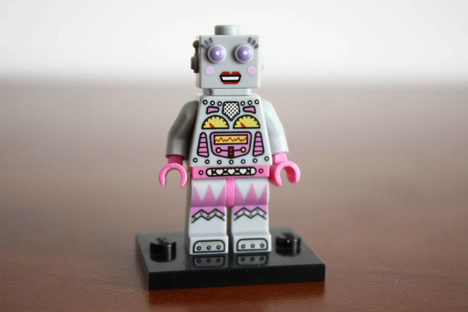 Lego Collectible Minifigures Series 11 Set col11-16 Lady Robot Minifigure - Image 1 of 1