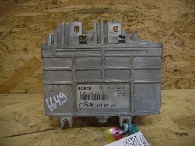 408190 Centralina Motore VW Vento (1H) 3A0907311 - Immagine 1 di 3