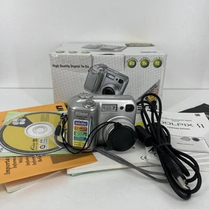 NIKON CoolPix 4300 E4300 Digital Camera 4.0MP + Box & Accessories - Picture 1 of 11