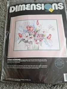 Dimensions Crewel Embroidery Kit - Picture 1 of 1