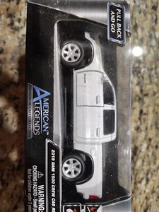 Motormax 2019 Dodge Ram 1500 Crew Cab Rebel 1/43 Scale White Pull Back & Go New - Picture 1 of 5