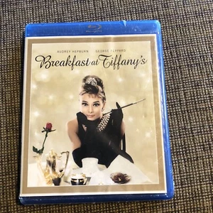 BRANDNEU VERSIEGELT Frühstück bei Tiffany Blu-Ray Katherine Hepburn NEU - Bild 1 von 2