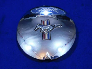 91 92 93 Ford Mustang Running Pony Tri Bar 16" Wheel Center Cap Chrome K83 - Picture 1 of 6