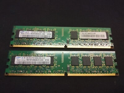 Samsung 1Rx8 PC2-5300U-555-12-ZZ DDR2 1Gb RAM (M378T2863QZS-CE6) - Imagen 1 de 2