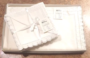 NWT Vintage Matouk White 70x90 Tablecloth & 12 Napkins 100% Linen - Picture 1 of 10