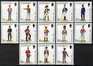 Guernsey 1974, Militäruniformen Satz postfrisch, Mi 93-105 - Bild 1 von 1