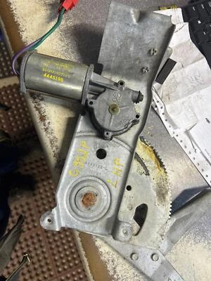 1988 DODGE DYNASTY LH REAR WINDOW MOTOR AND REGULATOR - Image 1 of 3