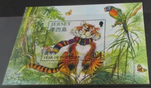 QUEEN ELIZABETH II JERSEY YEAR OF THE TIGER MINISHEET & STAMP HOLDER - Picture 1 of 3