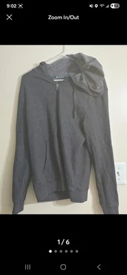 Chaqueta polar pequeña gris con cremallera y capucha para hombre Foto 1 de 4