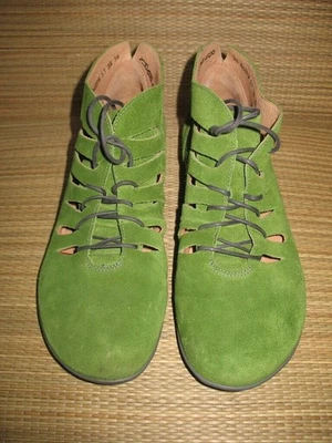 ¡Piensa! Bota de gamuza verde recorte, con cordones talla. 8 (39) por sitio MFG Foto 1 de 4