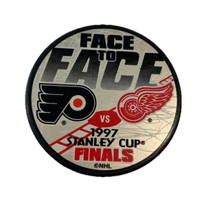 Philadelphia Flyers vs Detroit Red Wings FACE TO FACE 1997 Stanley Cup Finale - Bild 1 von 7