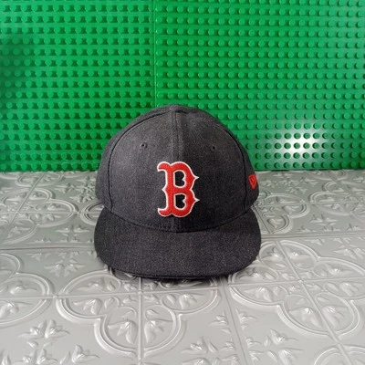 New Era Boston Red Sox Wool Authentic Collection 59Fifty Fitted Gray 7 1/2 Hat - Image 1 of 4