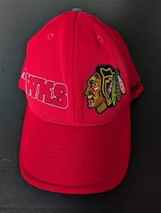 NHL Chicago Blackhawks Flex Fit Reebok Hat - Adult L/XL - Hockey Stretch Fit - Picture 1 of 7