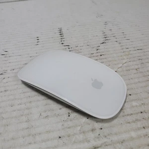 Apple Magic Mouse Wireless Bluetooth A1296 - White - Picture 1 of 6