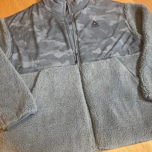 Reebok Womens Sz XL Super Soft Gravity Camo Sherpa Jacket Blue/Gray(159) - Picture 1 of 6