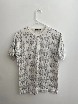 Camiseta Gráfica Vintage Issey Miyake Branca Manga Curta - Imagem 1 de 4