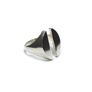 Stylish Genuine Sterling Silver Ring Solid Hallmarked 925 Handmade - Picture 1 of 5