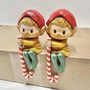 2x Vintage Punze Elfe Pixies Strumpf Aufhänger 80er Weihnachtsregal Zuckerstange - Bild 1 von 5