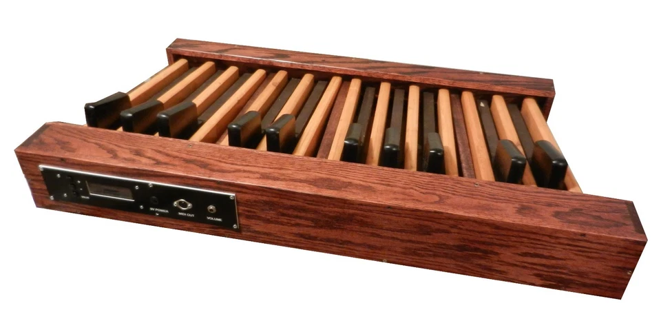 JG3 Tech 24 Note Midi Bass Pedal Foot Controller - Image 1 of 2