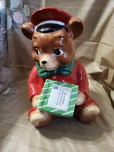 2010 Harry And David CUBBY Bear Red Outfit Green Gift Box Ceramic Cookie Jar - Picture 1 of 3