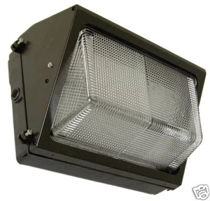 Tamlite HID Contractor 175W Wall Pack Light CWPMHQ175L - Bild 1 von 1