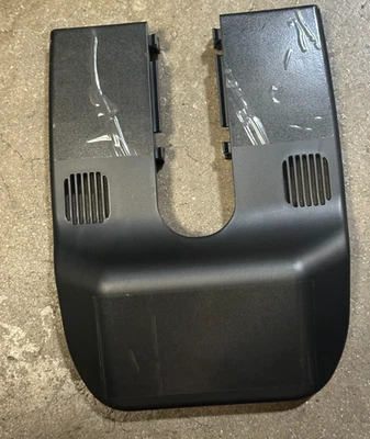 NEW OEM HYUNDAI TUCSON 2016-2021 - OUTER COVER - RAIN SENSOR - BLACK - Image 1 of 3