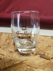 Crown Royal Reserve Gold Crown Sipping Glass Pre-owned (JK) - Picture 1 of 10