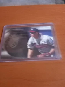 1996 Fleer International - GREG MADDUX - Smooth Leather - Mint - Picture 1 of 1