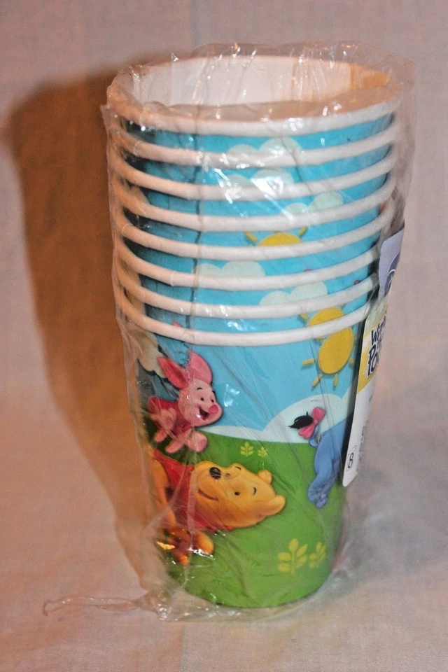 NEW WINNIE THE POOH DISNEY  8 CUPS   PARTY SUPPLIES  POOH AND FRIENDS - Image 1 of 1