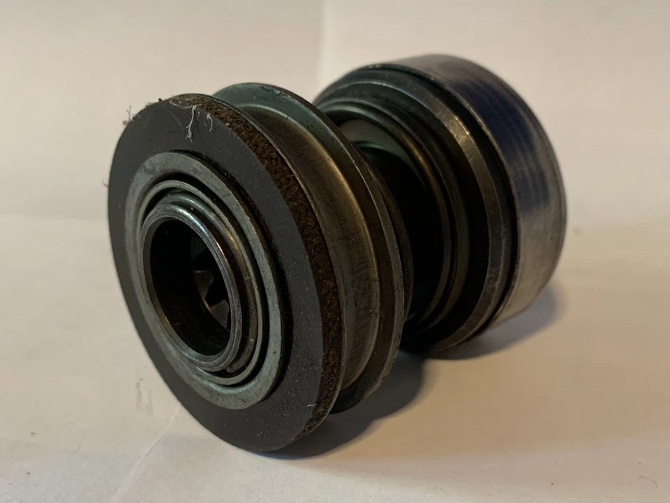 Piñón de accionamiento de arranque Bosch Mercedes Benz 190C 220b 250SE Volvo 122S P1800 Foto 1 de 4