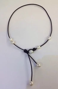 Cable de cuero con perlas de agua dulce. 30 X 20mm - Imagen 1 de 12