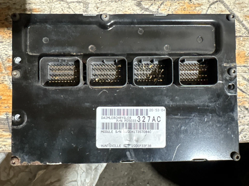 Chrysler PT Cruiser 2004-2005 ECU ECM motor módulo de computadora P05033327AC Foto 1 de 1