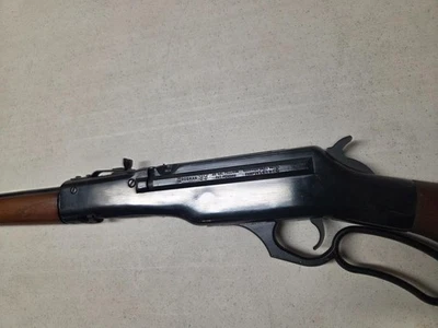 CROSSMAN 型号 99 杠杆动作弹枪 C02,1965 - 1970 — 第 1/4 张图片
