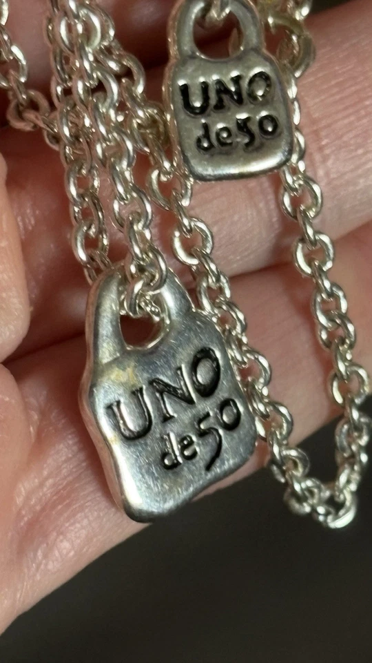 Uno De 50 серебряная цепочка ожерелье двойной замок подвеска регулируемый 18» - Изображение 1 из 4