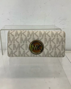 Michael Kors Vanilla Brown Signature Coated Canvas Clutch Wallet - Picture 1 of 8
