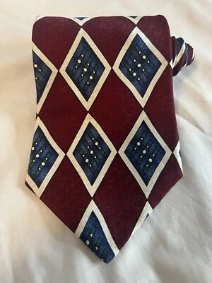 Stafford Executive Red/Blue/Green/White Geometric All Silk Tie Necktie 56"x4" - Image 1 of 4