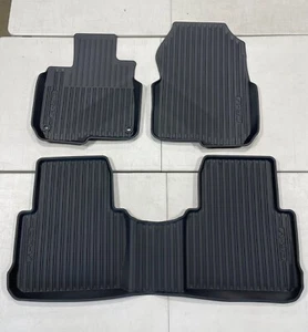 635730. Honda CR-V 2017-2022 All Weather Rubber Floor Mats OEM 08P17-TLA-111 - Foto 1 di 10