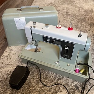 Vintage Sears Kenmore 1203 ZigZag Sewing Machine w Case Accessories Tested - Picture 1 of 8