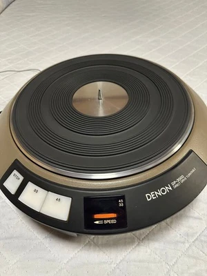 Denon DP-3000 Direct Drive Servo Turntable Analog Record Player JP - Image 1 of 4