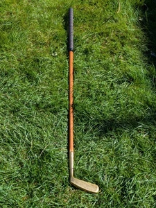 Vintage Otey lll Wood Shaft  MODEL 340-H Brass Putter - Picture 1 of 10