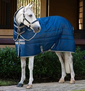 Horseware Amigo Ripstop Isolator Stalldecke plus Kapuze mittelschwer 200g 5'6-7'0 - Bild 1 von 17